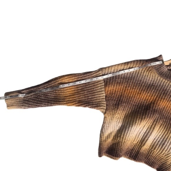 Aqua Crewneck Pullover Cropped Sweater Size S - Picture 7 of 11